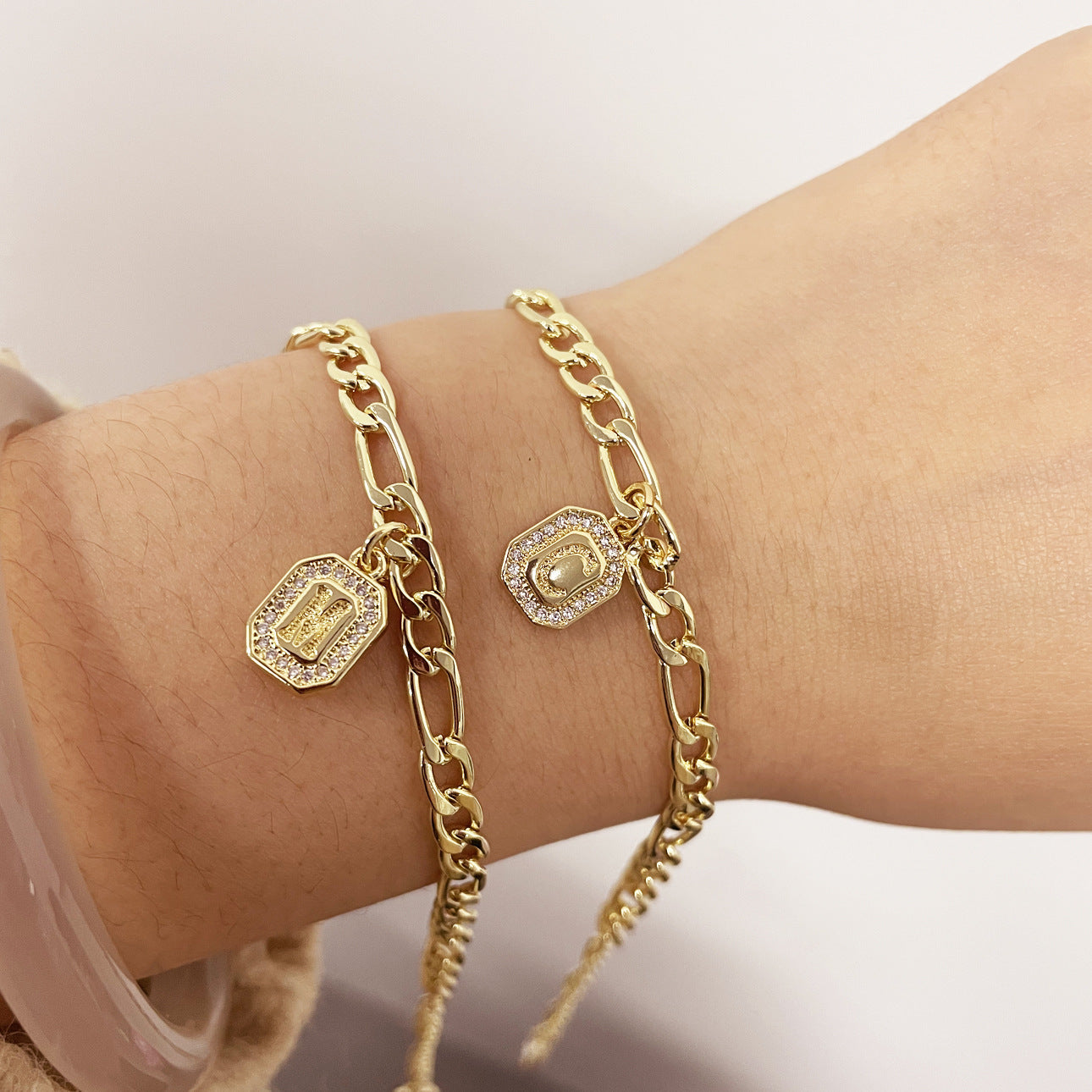 Bracelet Chaîne Initiale Dorée
