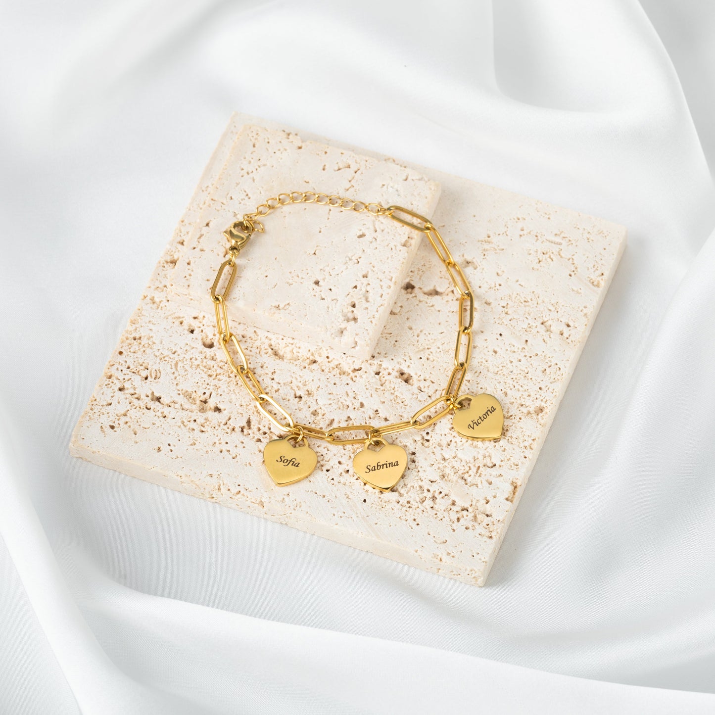 Bracelet Prénom Personnalisé à Cœurs Multiples