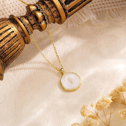 Collier Croix Délicat 18K